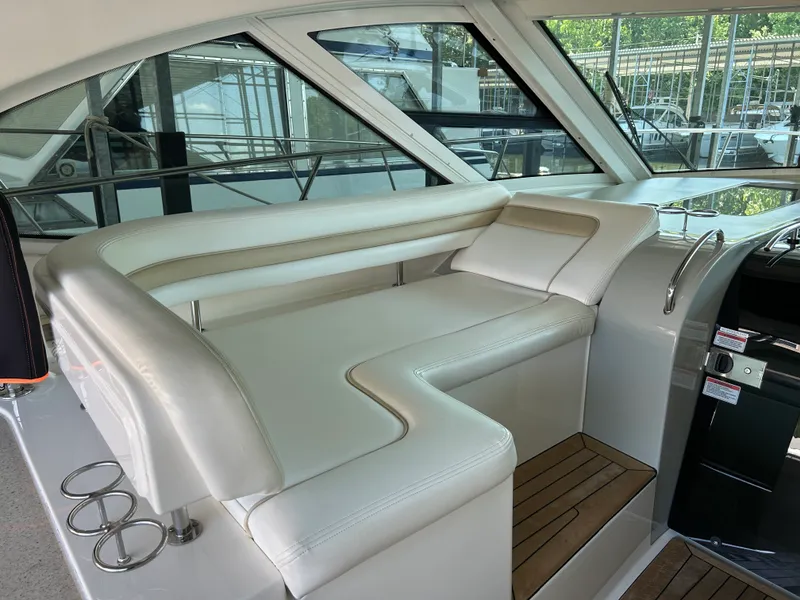 Slide: The Image of Sea Ray 470 SUNDANCER 2010 - 17