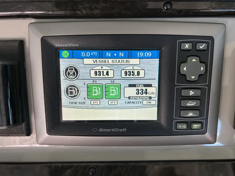 Slide: The Image of Sea Ray 470 SUNDANCER 2010 - 22