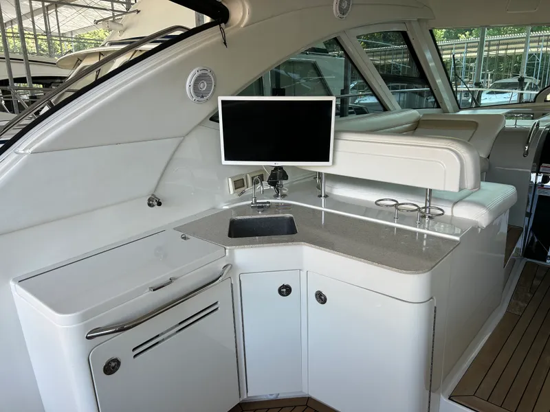 Slide: The Image of Sea Ray 470 SUNDANCER 2010 - 12