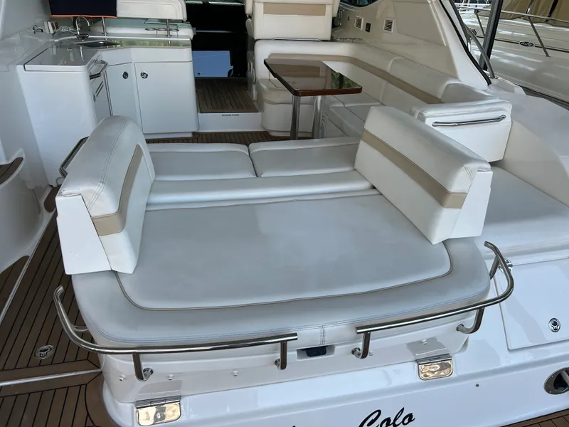 Slide: The Image of Sea Ray 470 SUNDANCER 2010 - 11