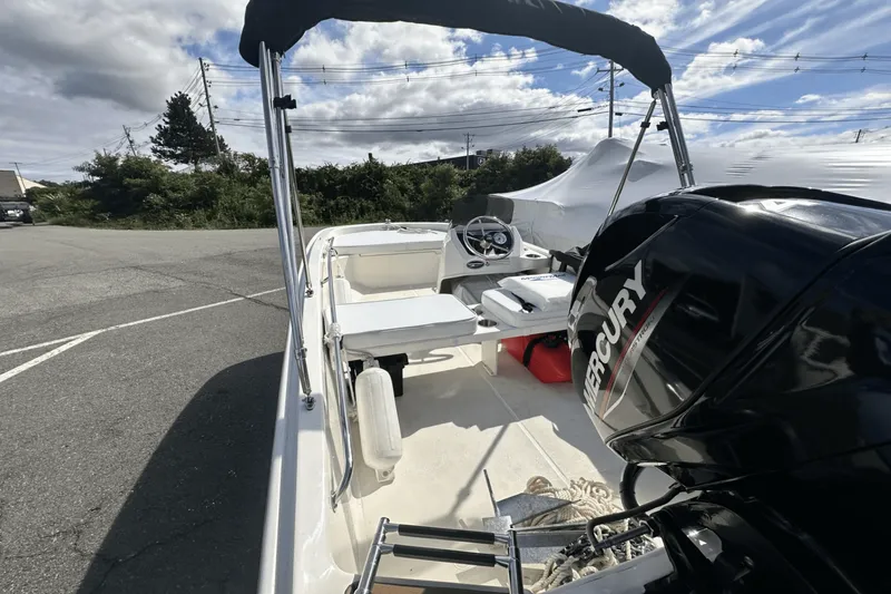 Slide: The Image of Boston Whaler 130 SUPER SPORT 2024 - 3