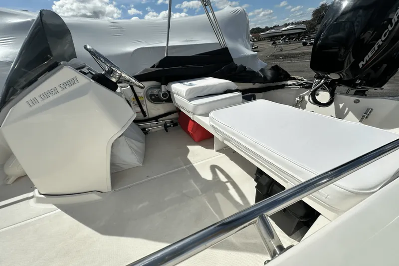 Slide: The Image of Boston Whaler 130 SUPER SPORT 2024 - 4
