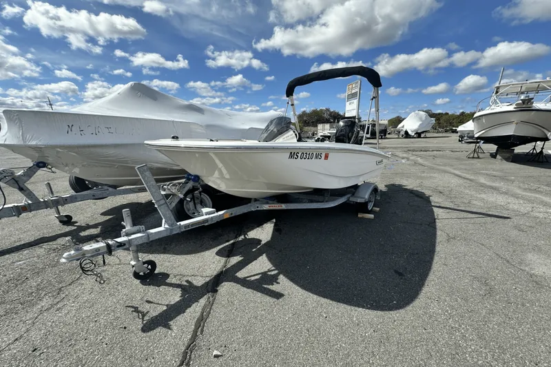 Slide: The Image of Boston Whaler 130 SUPER SPORT 2024 - 7