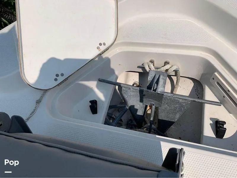 Slide: The Image of 2010 Sailfish 2100BB for sale in Jennings, FL - 11