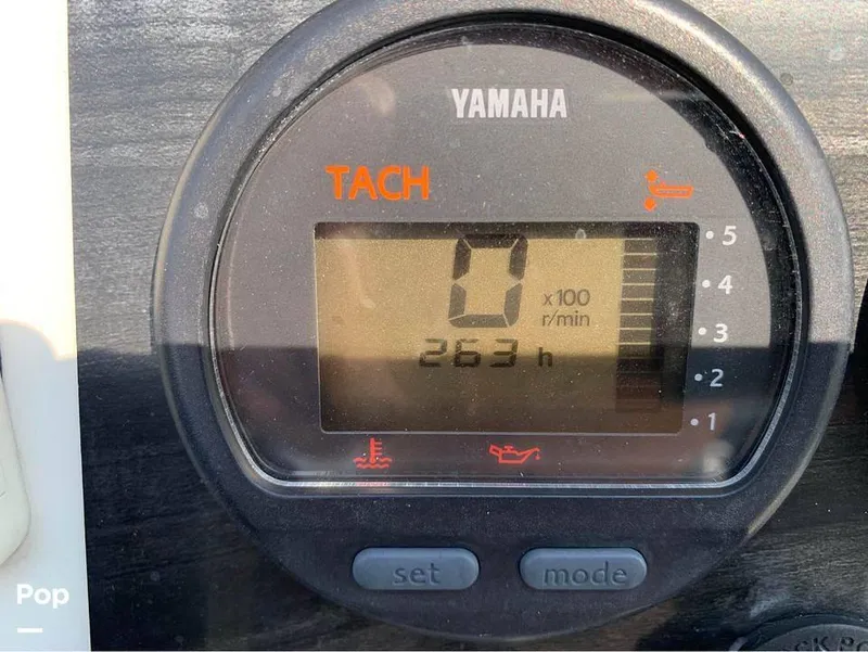 Slide: The Image of 2010 Sailfish 2100BB for sale in Jennings, FL - 3