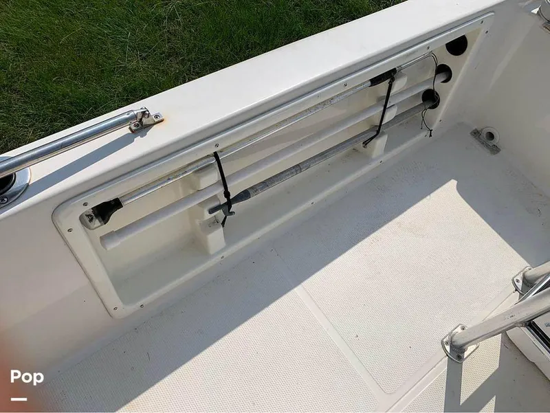 Slide: The Image of 2010 Sailfish 2100BB for sale in Jennings, FL - 8