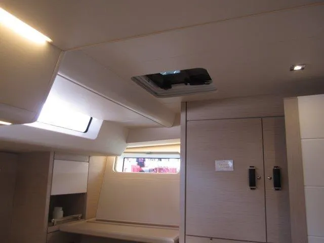 Slide: The Image of Jeanneau Yacht 65 2025 - 75