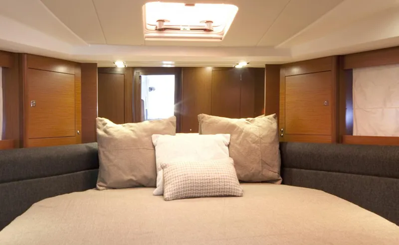 Slide: The Image of Manufacturer Provided Image - 37