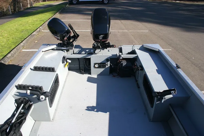Slide: The Image of Smoker Craft 1860 Sportsman 2005 - 6