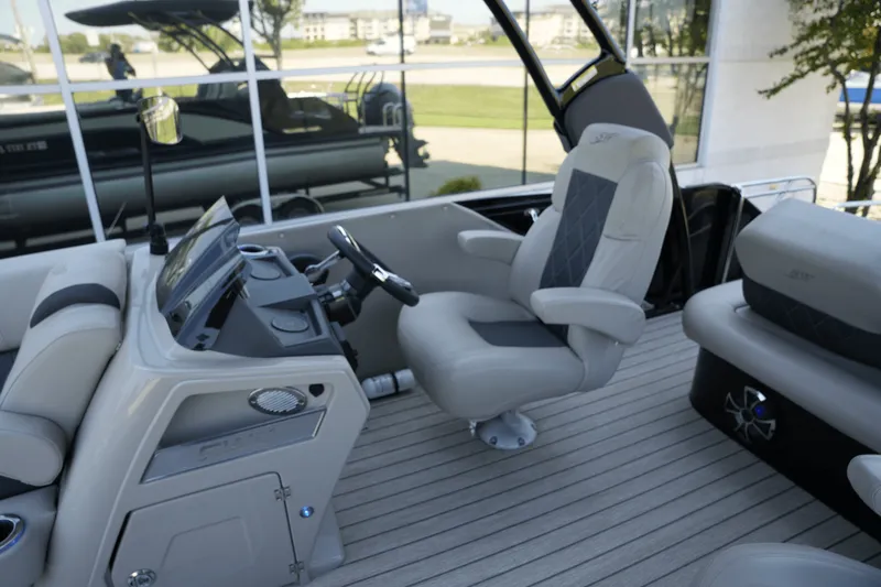 Slide: The Image of Silver Wave 2410 SWS JS 2021 - 16