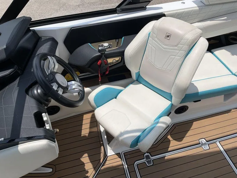 Slide: The Image of Nautique Super Air Nautique G23 2021 - 5