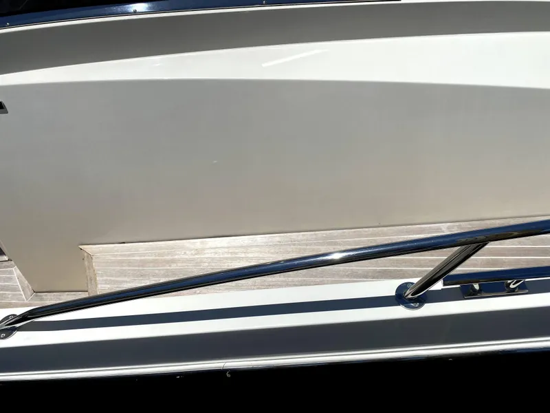 Slide: The Image of Azimut Atlantis Verve Outboard 2014 - 50