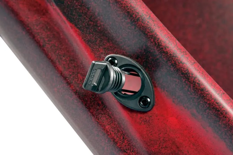 Slide: The Image of Ascend D10 Sit-In (Red/Black) 2021 - 4