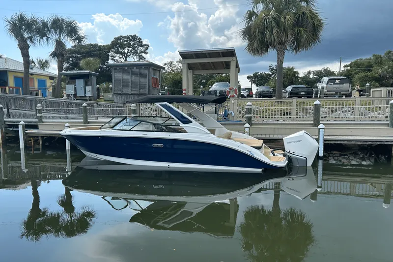 Slide: The Image of Sea Ray SDX 250 Outboard 2026 - 1