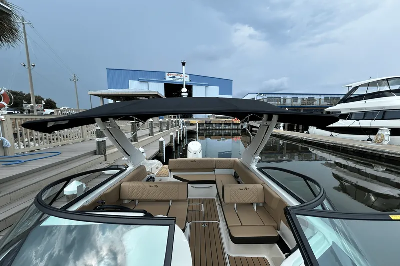 Slide: The Image of Sea Ray SDX 250 Outboard 2026 - 23