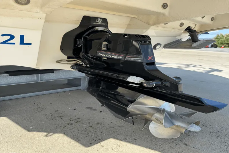 Slide: The Image of Sea Ray 300 SUNDECK 2011 - 65