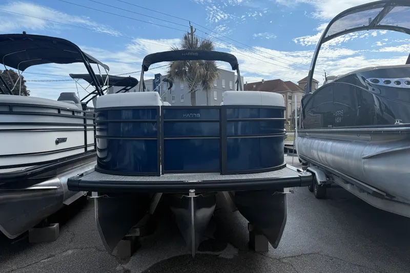 The Image of Harris Cruiser 210 2026 - 0