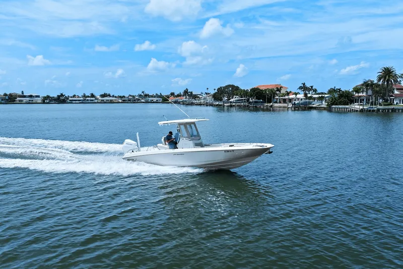 Slide: The Image of Boston Whaler 270 DAUNTLESS 2018 - 27