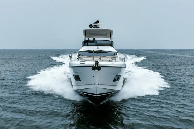 Slide: The Image of Azimut Fly 62 2026 - 1