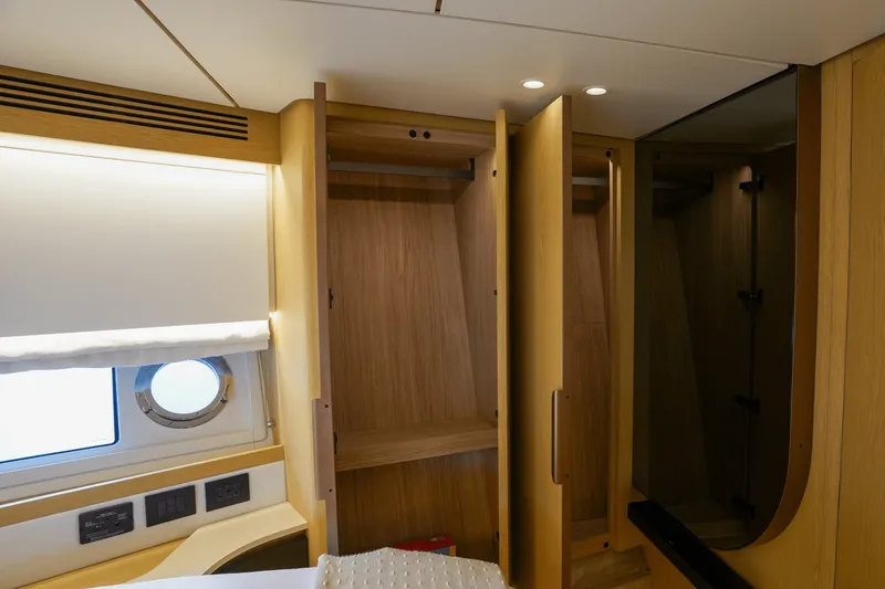 Slide: The Image of Azimut Fly 62 2026 - 47