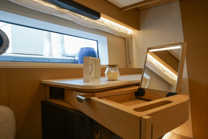 Slide: The Image of Azimut Fly 62 2026 - 51