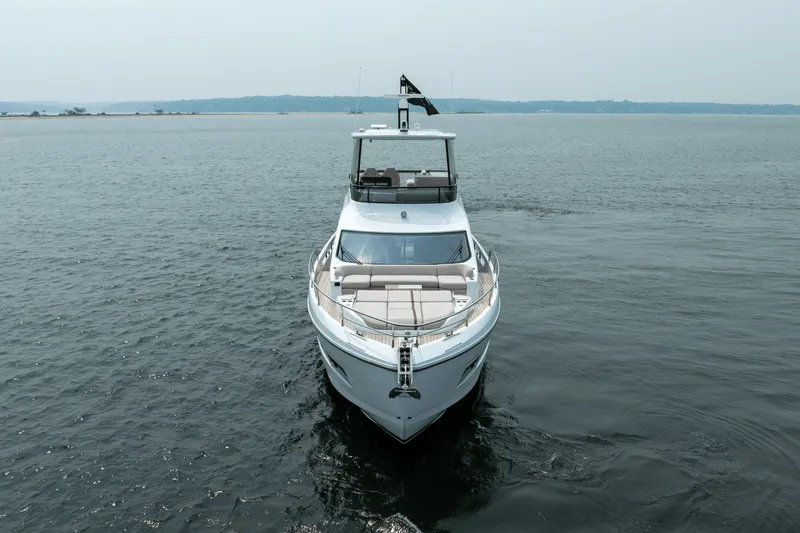 Slide: The Image of Azimut Fly 62 2026 - 85