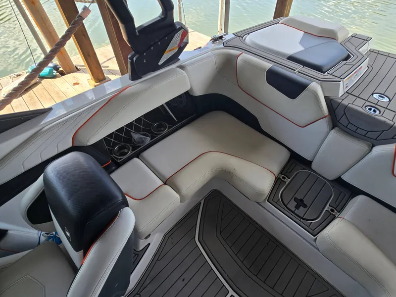 Slide: The Image of Nautique Super Air GS20 2018 - 21