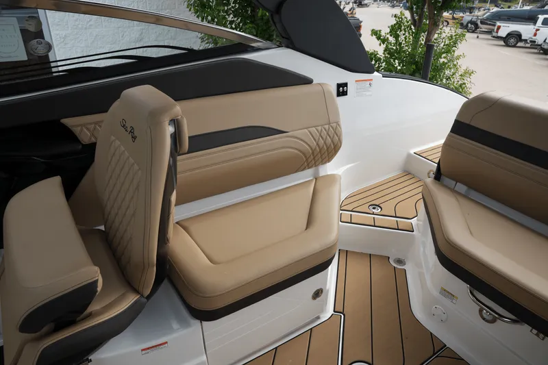 Slide: The Image of Sea Ray SLX 260 Surf 2026 - 12