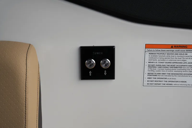 Slide: The Image of Sea Ray SLX 260 Surf 2026 - 33