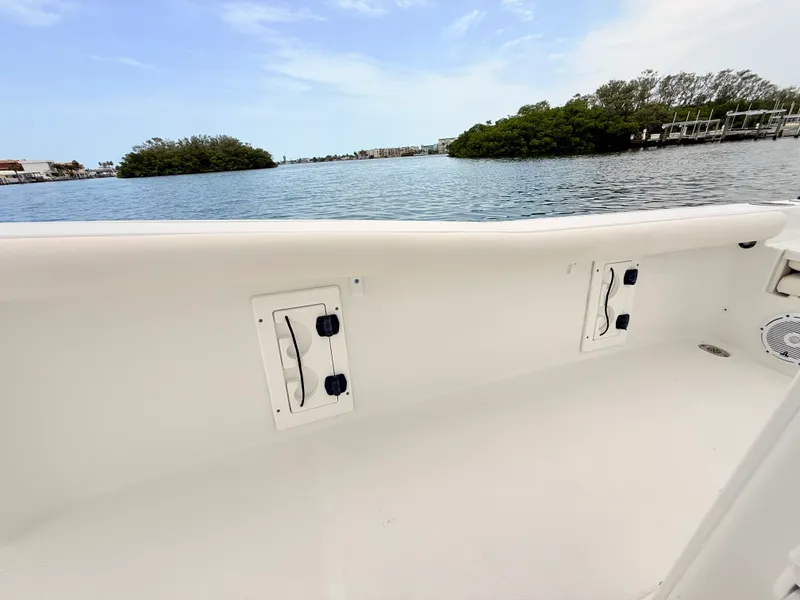 Slide: The Image of Sea Hunt BX 25 FS 2023 - 29