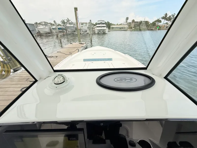 Slide: The Image of Sea Hunt BX 25 FS 2023 - 38