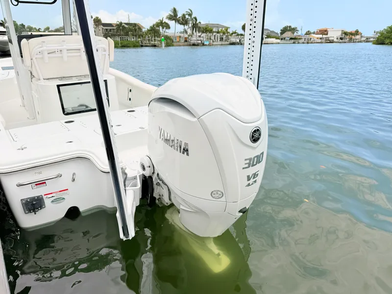 Slide: The Image of Sea Hunt BX 25 FS 2023 - 14