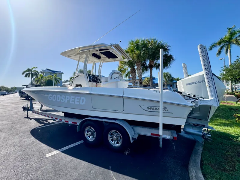 Slide: The Image of Boston Whaler 270 DAUNTLESS 2021 - 3