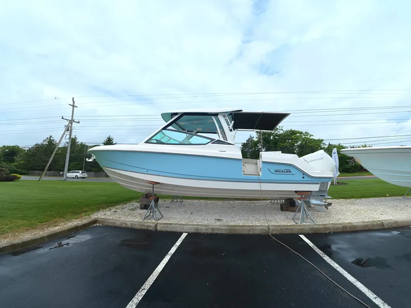 The Image of Boston Whaler 280 Vantage 2026 - undefined