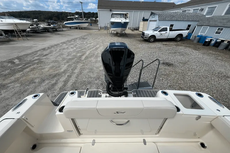 Slide: The Image of Scout 240 XSF 2026 - 2