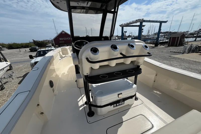 Slide: The Image of Scout 240 XSF 2026 - 5