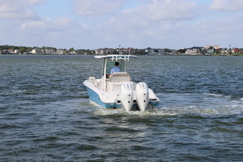 Slide: The Image of Boston Whaler 280 Dauntless 2027 - 6