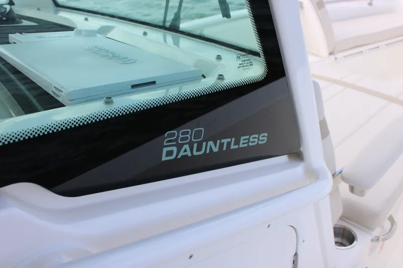 Slide: The Image of Boston Whaler 280 Dauntless 2027 - 24