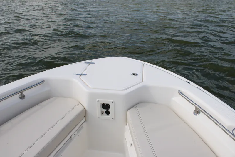 Slide: The Image of Boston Whaler 280 Dauntless 2027 - 19