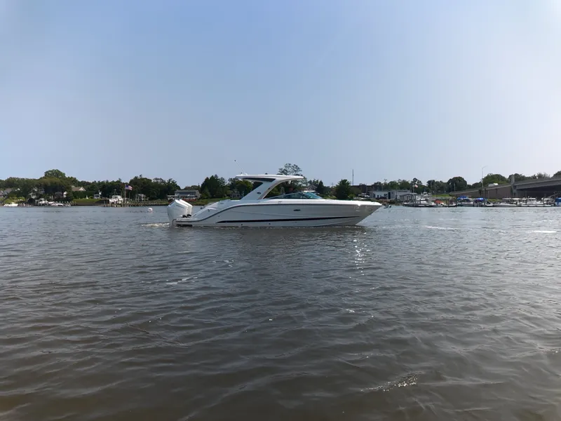 The Image of Sea Ray SLX 310 Outboard 2027 - 0