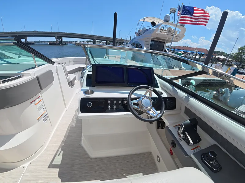 Slide: The Image of Sea Ray SLX 310 Outboard 2027 - 23