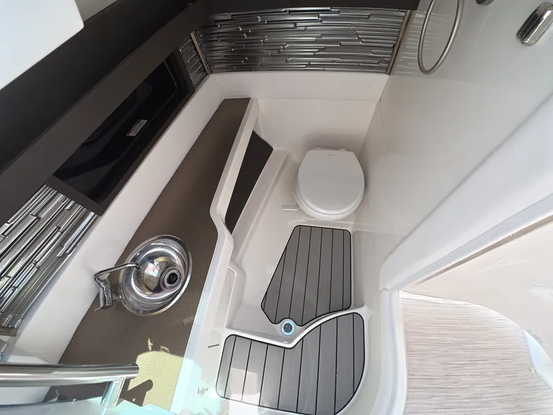 Slide: The Image of Sea Ray SLX 310 Outboard 2027 - 29