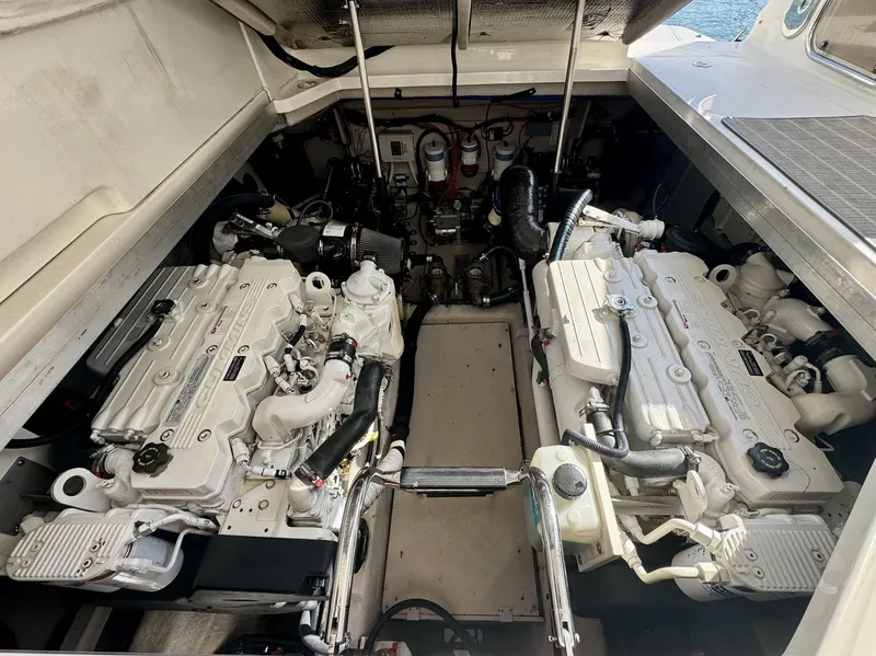 Slide: The Image of Sea Ray 470 SUNDANCER 2010 - 41