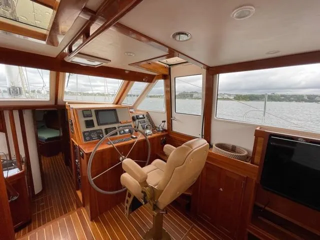 Slide: The Image of Interior helm - 30