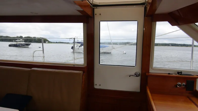 Slide: The Image of Port side door - 33