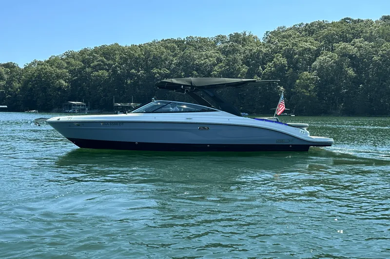Slide: The Image of Sea Ray SLX 280 2025 - 0