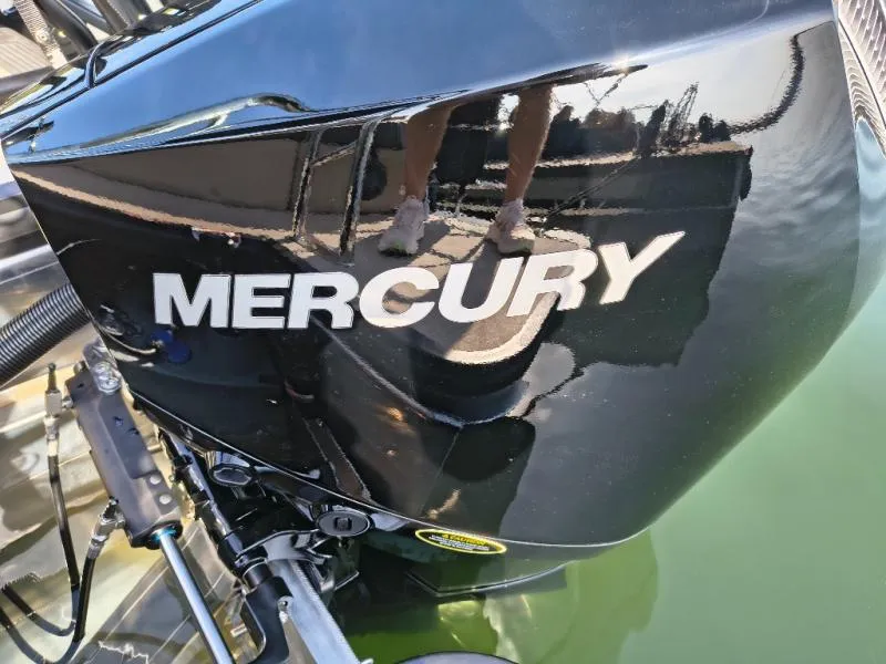 Slide: The Image of Harris CRUISER 230 2027 - 20