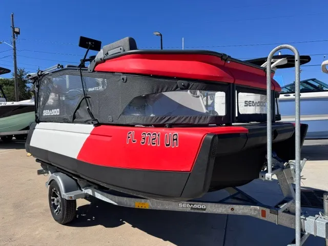 The Image of Sea-Doo Switch Compact 2024 - 0