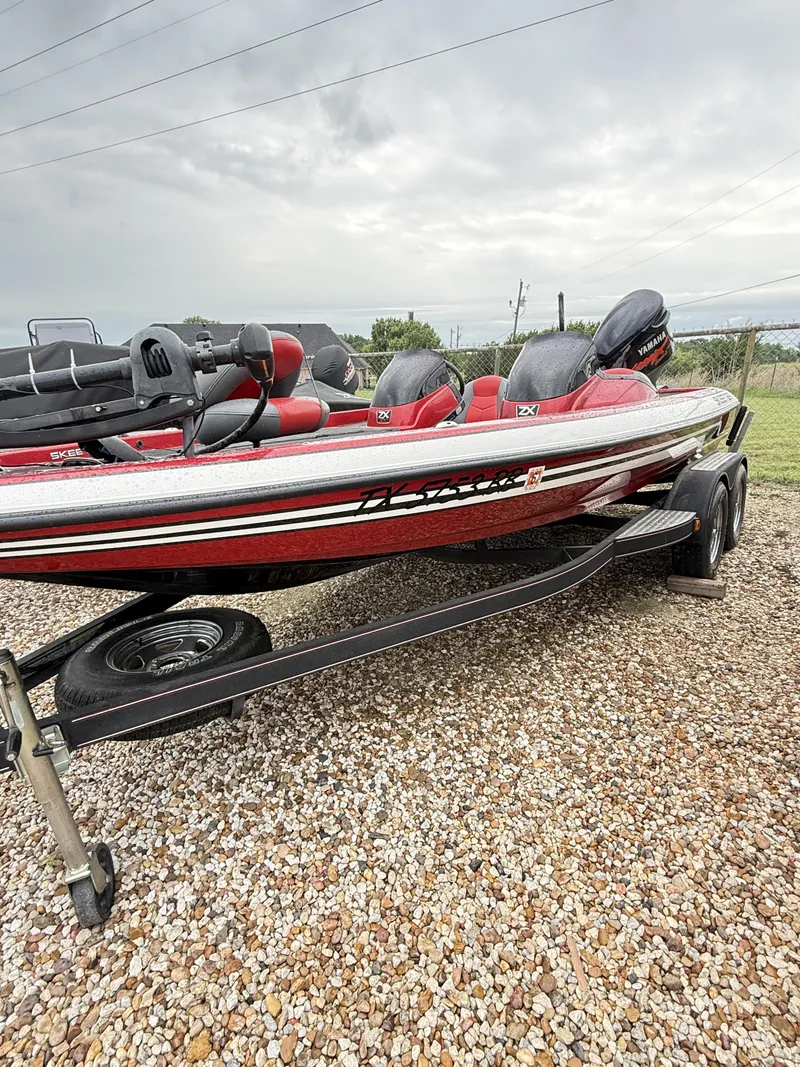 Slide: The Image of Skeeter ZX 200 D/C 2009 - 12