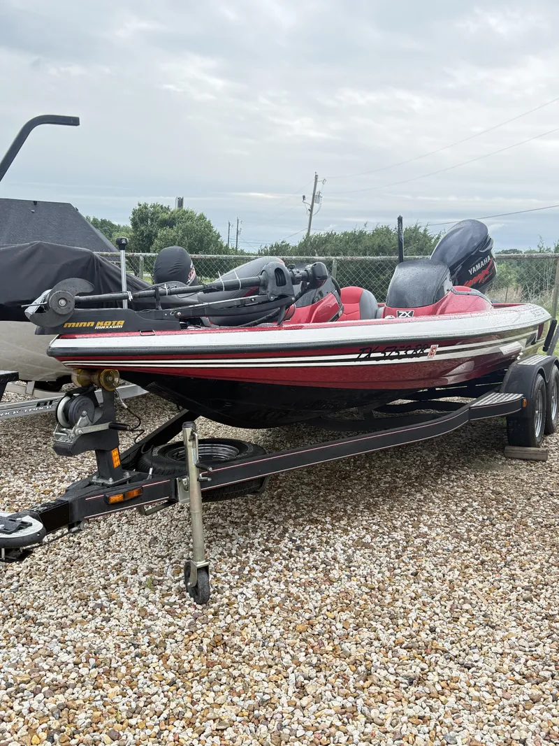 Slide: The Image of Skeeter ZX 200 D/C 2009 - 1